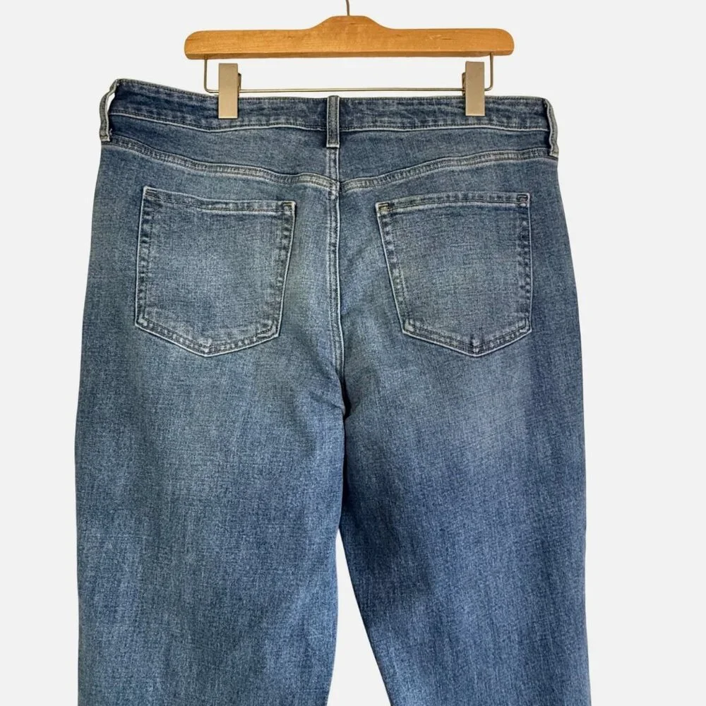womens size 16 Old Navy OG loose fit jeans hi rise super high waist, pristine‎